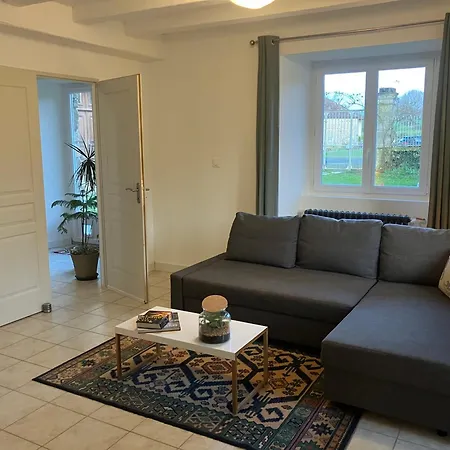 Le Grand Chene Et La Petite Chouette Affittacamere *